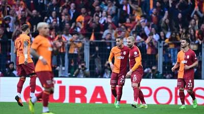 PFDK'den Süper Lig ekiplerine ceza yağdı: 2 teknik direktöre men!