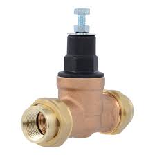 Cash Acme 3/4-in FNPT Brass Pressure regulator valve in the ...