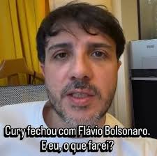 Renan Santos critica pressão para apoiar Flávio Bolsonaro no segundo turno: 'Ninguém vai ficar aqui me apertando'