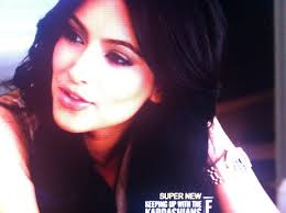 Photo : Kim Kardashian April Gall Zoom Baby - kim-kardashian-watch-gold-audemars-piguet-holiday-1628479493