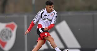 Almada, de su buen estreno en el Monumental a estar listo para debutar en la Sudamericana con River