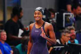 Paris 2026: “Superwoman” Curtis strikes again with second world record as super-fast Milak reclaims golden standing