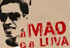 Prosegue il tour di &quot;A Mao e a Luva&quot;, il bel documentario di Roberto Orazi che racconta la storia di KCal e del suo grande amore per la letteratura che lo ... - show_img