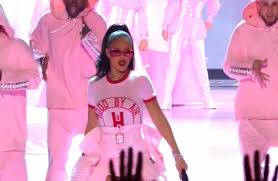 Image result for rihanna vma 2016