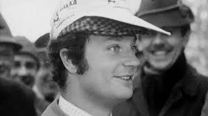 Ruotsin kuningas täyttää 80 vuotta – Kaarle XVI Kustaan elämä kuvina ja videoina