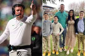 Dan Lanning with his wife Sauphia and their children