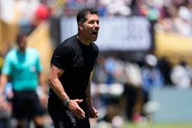 Simeone e o bloco baixo do Botafogo: «Defendeu como era necessário defender»