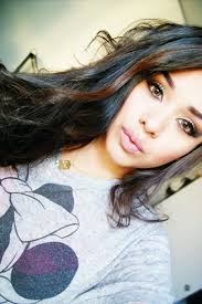 Résultat de recherche d'images pour "swag meuf"