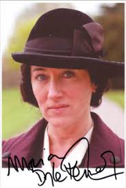 Mrs Vera Bates - Maria Doyle Kennedy - 2746104