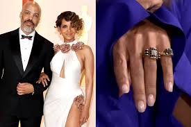 Halle Berry Gets Engaged to Van Hunt After 5 Years of Dating: 'He Did Put a Little Ring on It'