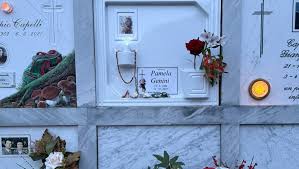 L’autopsia sul cadavere di Pamela: la profanazione risale a novembre