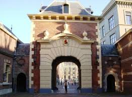 i\u0026#39;m at BUITENHOF!...honestly, i dnt knw how to pronounce it ... - i-m-at-buitenhof-honestly