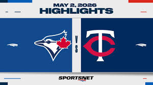 Blue Jays’ eighth-inning outburst backs Cease in rout of Twins