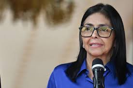 Líder venezuelana diz que EUA começaram a desbloquear fundos congelados por sanções