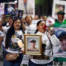 México: protesta por desaparecidos horas antes del Mundial