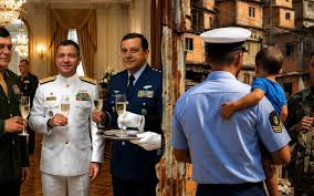 Dados do IBGE: Cúpula militar com salário de R$ 38 mil supera renda do grupo dos 1% mais ricos no Brasil, enquanto base fica abaixo da média