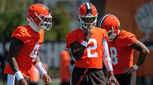 Browns could make QB change amid Shedeur Sanders, Deshaun Watson competition
