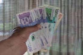 Bono navideño para jubilados: el Gobierno colombiano aumentó el subsidio a $230.000 en noviembre para quienes cumplan estos requisitos