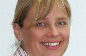 Sondersitzung beim Klinikverbund Südwest Elke Frank ist neue Klinikchefin