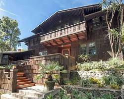 Sheryl Crow beach house