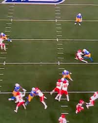 Xavier Worthy is questionable to return due to a shoulder injury he ...