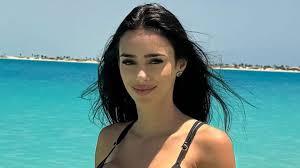 Neymar's girlfriend Bruna Biancardi goes braless as fans are whipped into frenzy