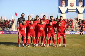 تراکتور در نقل و انتقالات بمب می‌ترکاند