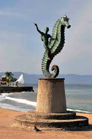 Resultado de imagen para john huston statue puerto vallarta