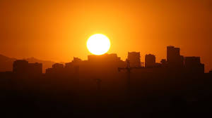 One more 100: Phoenix breaks daily record with triple-digit high. Will it 
cool off now?