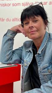 Resebyrå nerringd – Malin väljer bil istället för flyg: ”Tryggare”