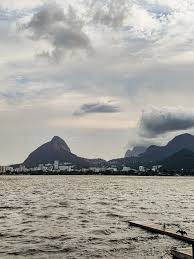 Sábado (22/08) termina com previsão de chuva e de ventos moderados | Chuva segue até quarta-feira (26/08)