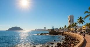 Mazatlán enfrenta 43 grados de sensación térmica y pronóstico de tormentas