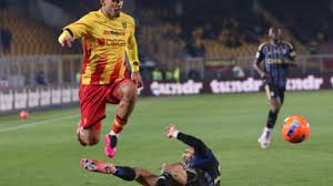 Lecce a Pisa per allungare sulla Cremonese. Per Di Francesco dubbi sulla fascia destra
