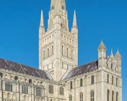 Hình ảnh về Norwich Cathedral exterior