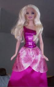 Image result for gambar patung barbie doll