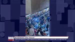 Após caos, Linha 3-Vermelha volta gradualmente à normalidade