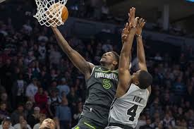 Timberwolves em ascensão buscam varrer a temporada contra os Bucks