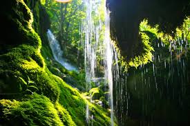 Imagini pentru cele mai frumoase cascade din lume video