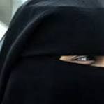 مصر: القبض على شخص تنكر