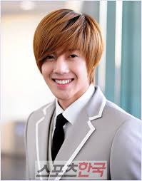 i&#39;ve fallen in love with kim hyun joong as jihoo in boys before floers... he&#39;s so cute and cool... i&#39;am very love him...saranghae oppa. - 35957_1253711077347_full