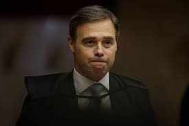 Mendonça não vê margem para trégua com PF no caso Lulinha, e Fachin tenta evitar escalada da crise