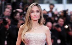 Angelina Jolie