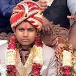 Woman posed dating Dehradun student,