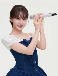 김다현