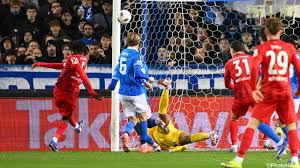 KRC Genk en SC Freiburg: El Ouahdi abreva 1-0 en el genk vuelve a la ofensiva