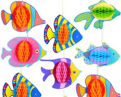 party decorated with tropical fish themed itemsの画像