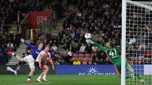 Ipswich draw at Southampton to set up three-way promotion scrap on final day