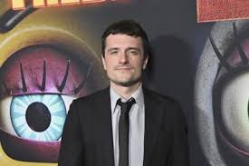 Sydney Sweeney Rocki Hollywood Style wɔ 'The Housemaid' Premiere ase!