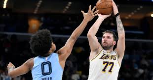 Luka Doncic Drops 44 in Return Leads Lakers Past Grizzlies