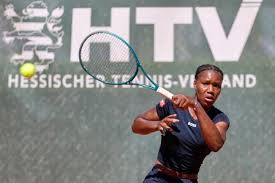 Viertelfinal‑Krimi: Akugue erreicht WTO‑Halbfinale